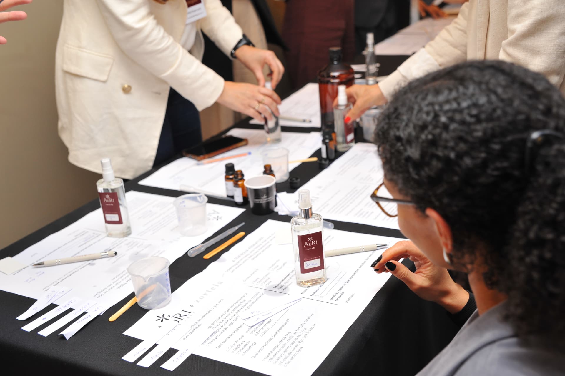 Ação perfumista no Auri Experience Porto Alegre.